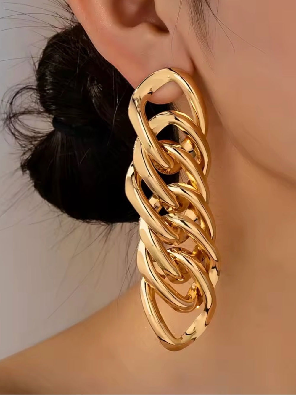 Elegant Gold Link Drop Earrings - Picture 3 of 3